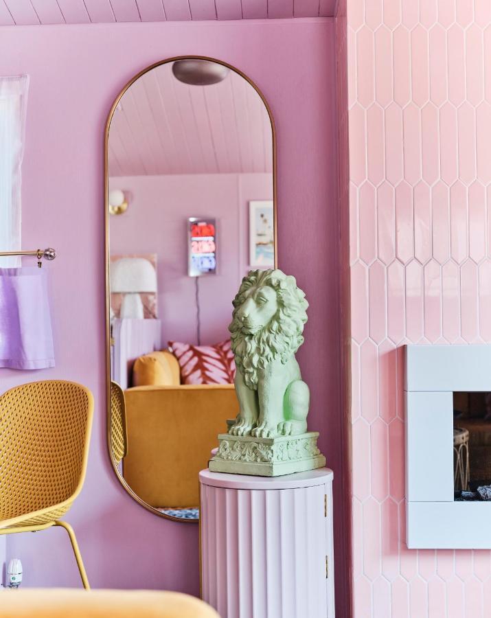 Fun Barbie Inspired, 6 Berth Caravan - Camber Sands Holiday Park, Near The Beach Exteriér fotografie